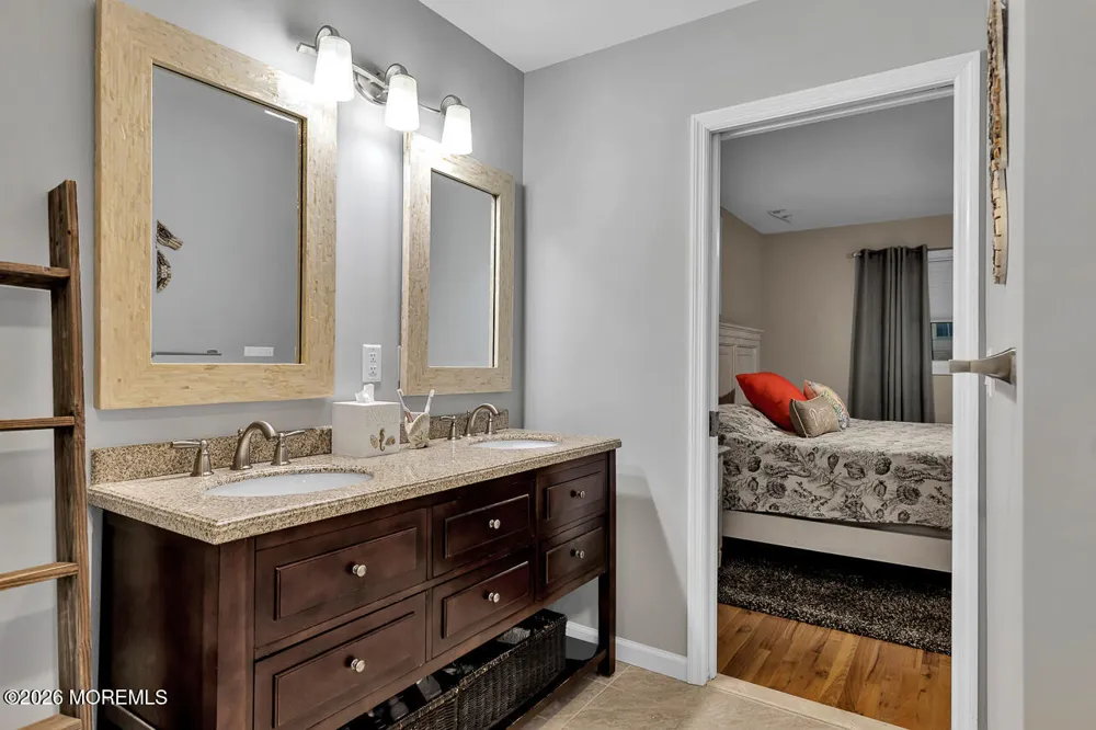 139 Jeremy Lane Manahawkin, NJ 08050