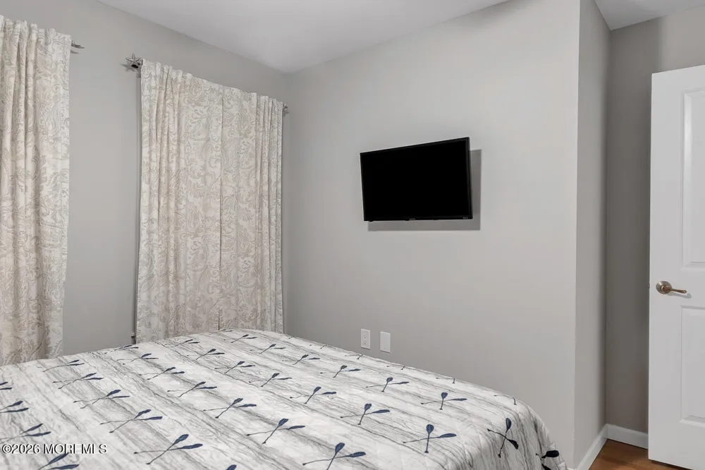 139 Jeremy Lane Manahawkin, NJ 08050