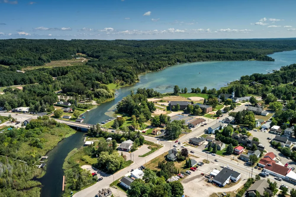 509 S Lake Shore Drive Leland Township, MI 49653