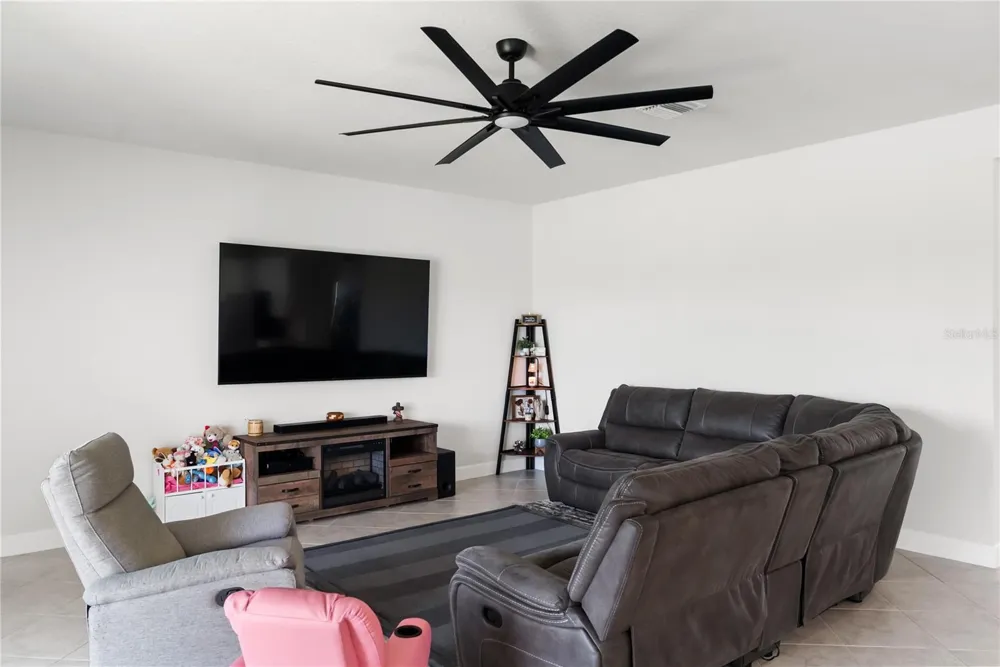 6112 115TH AVENUE E Parrish, FL 34219