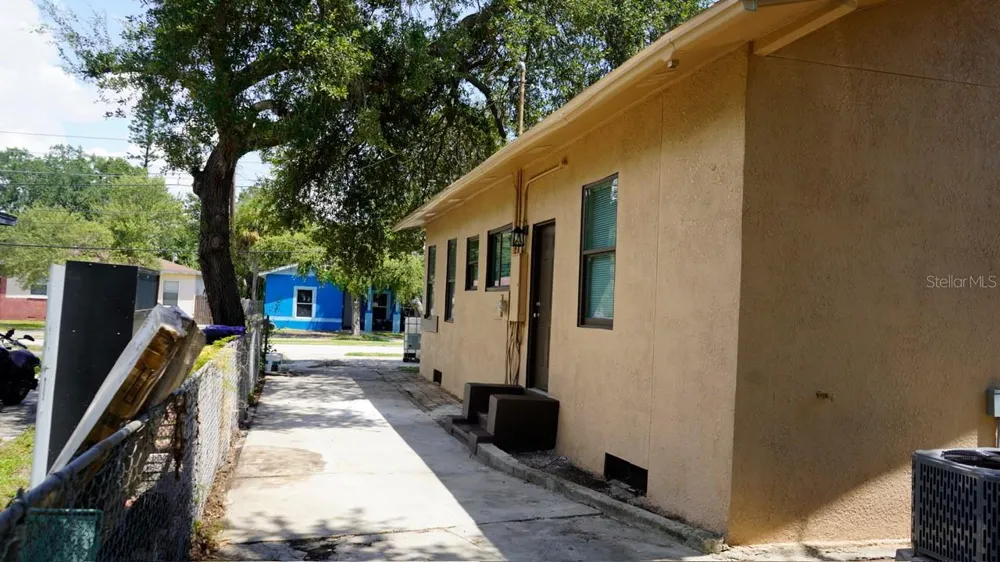 650 30TH AVENUE S St Petersburg, FL 33705