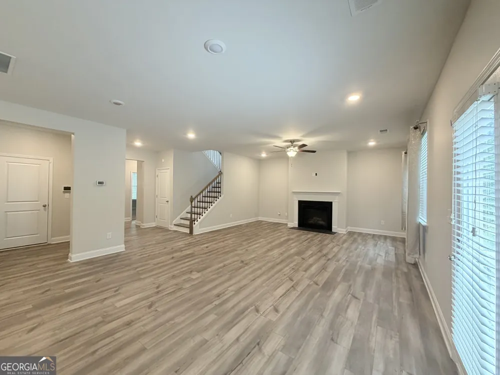 365 Chestnut Chase Hoschton, GA 30548