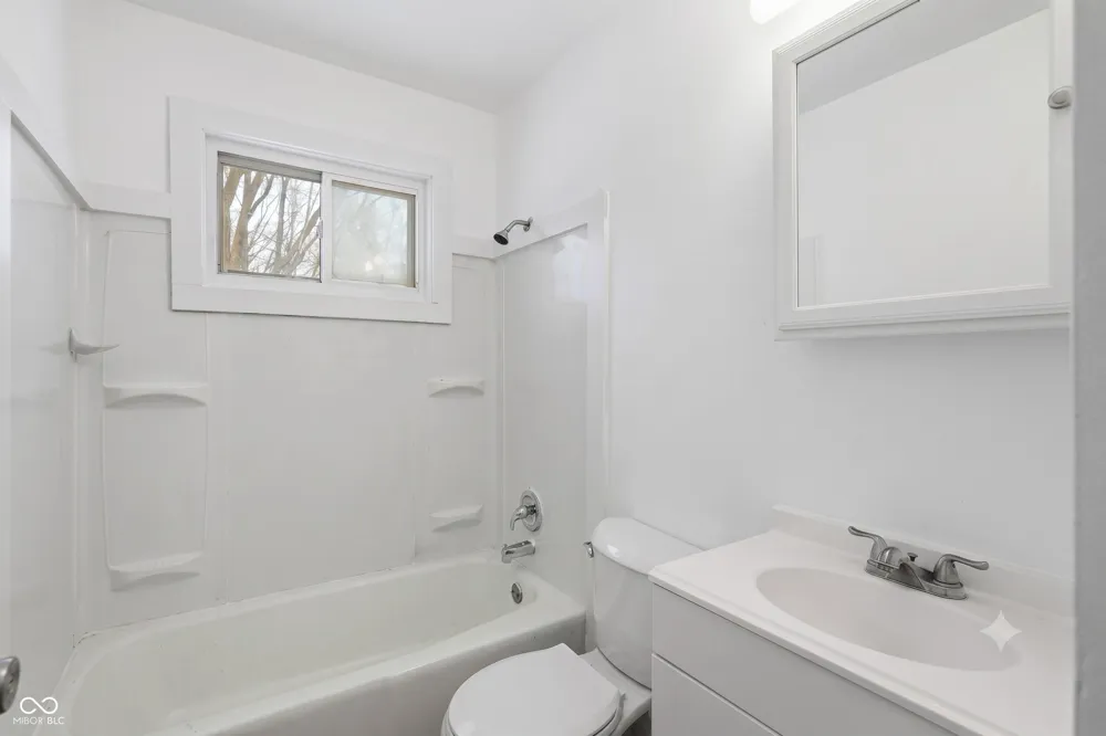 11028 Monroe Court Indianapolis, IN 46229