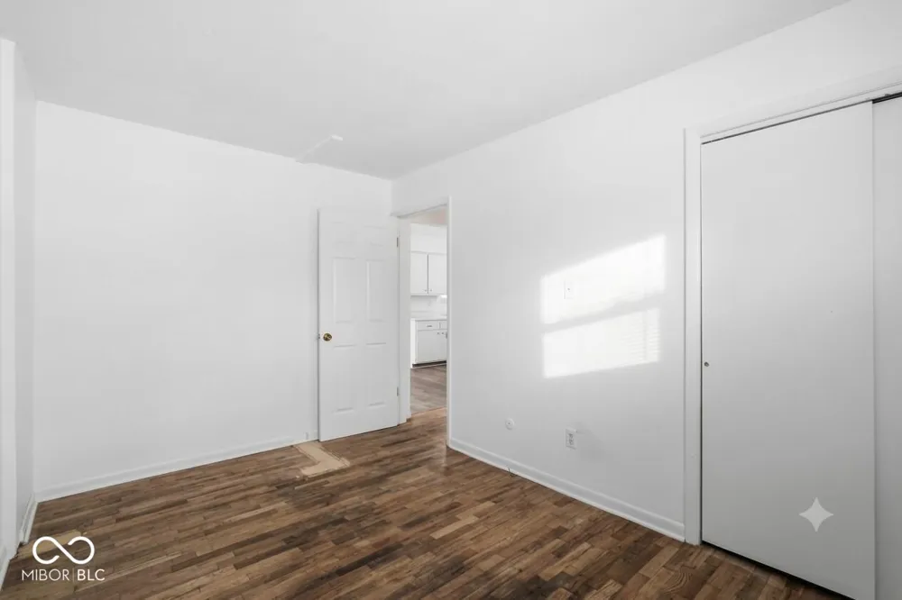 11028 Monroe Court Indianapolis, IN 46229