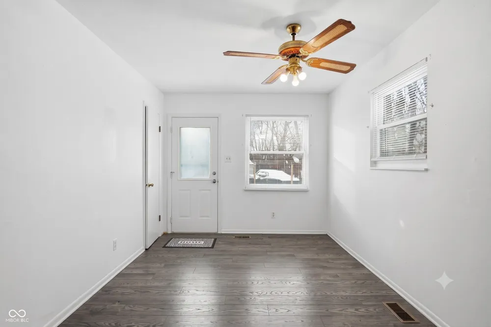 11028 Monroe Court Indianapolis, IN 46229