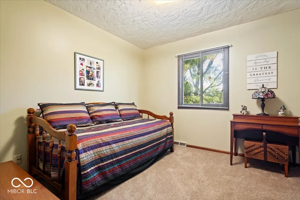 850 W Oakwood Drive Greenwood, IN 46142