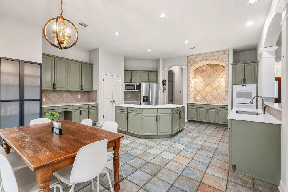 12113 Portobella Drive Austin, TX 78732