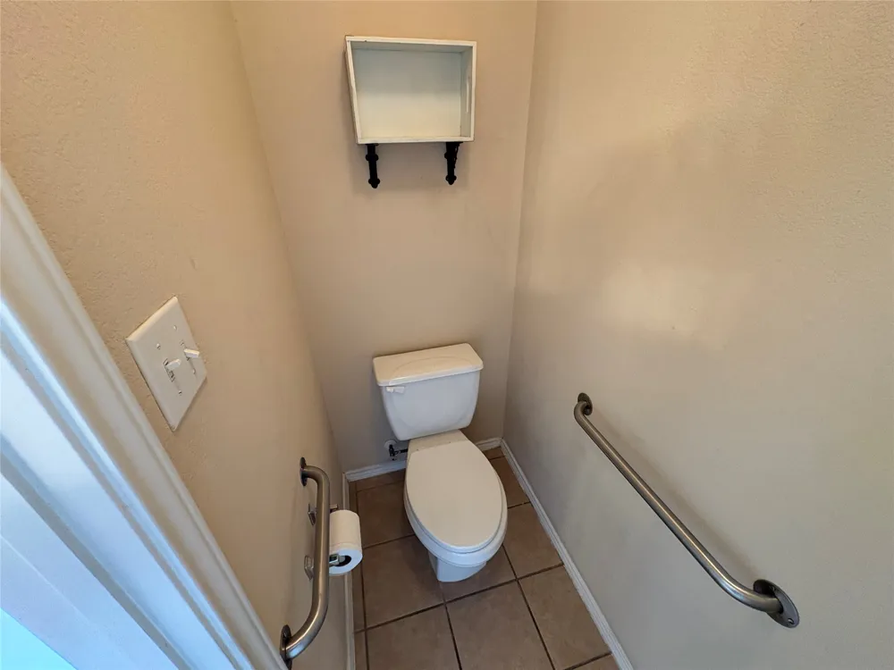 2100 Mir Woods Drive Leander, TX 78641