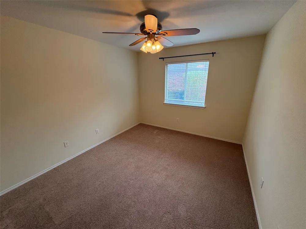 2100 Mir Woods Drive Leander, TX 78641