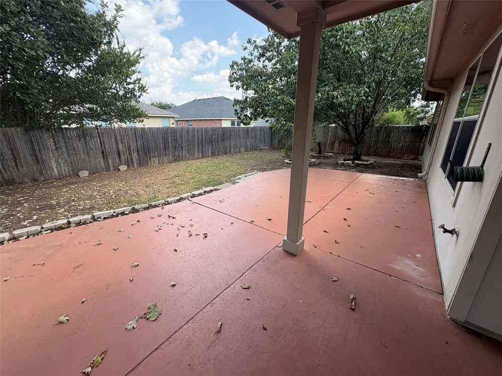 2100 Mir Woods Drive Leander, TX 78641