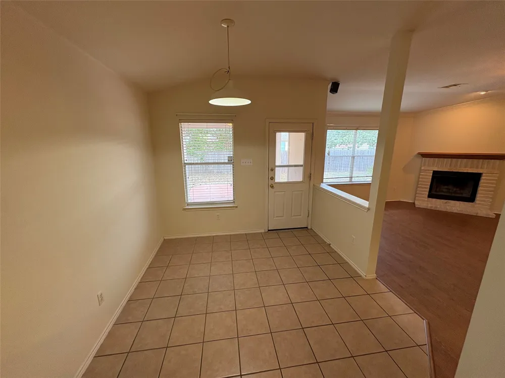 2100 Mir Woods Drive Leander, TX 78641