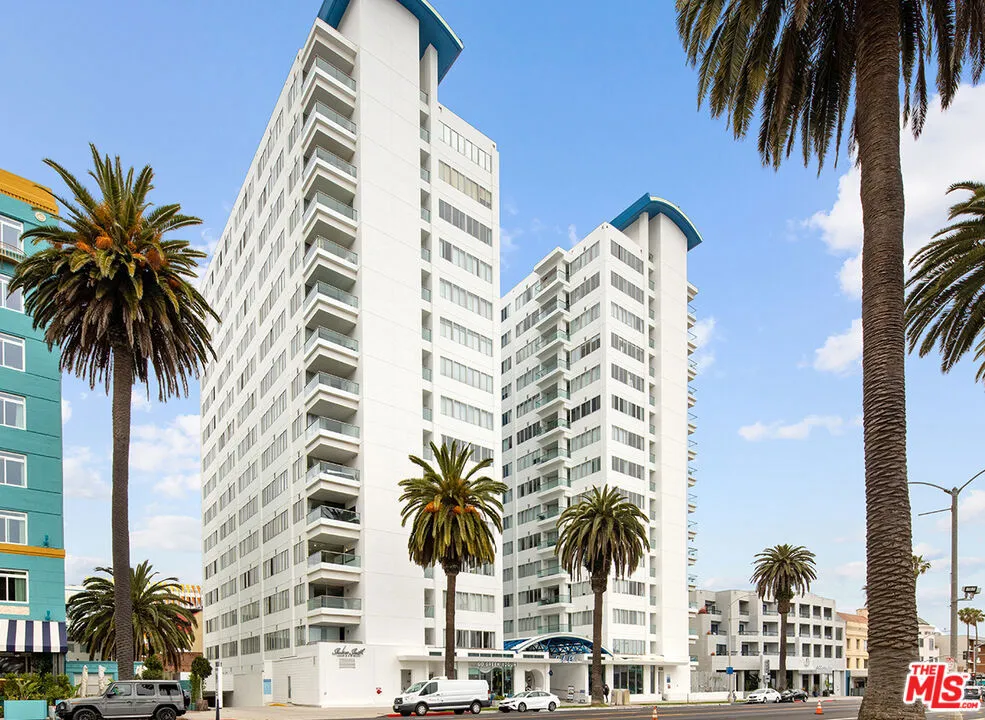 1431 Ocean Avenue #1205 Santa Monica, CA 90401