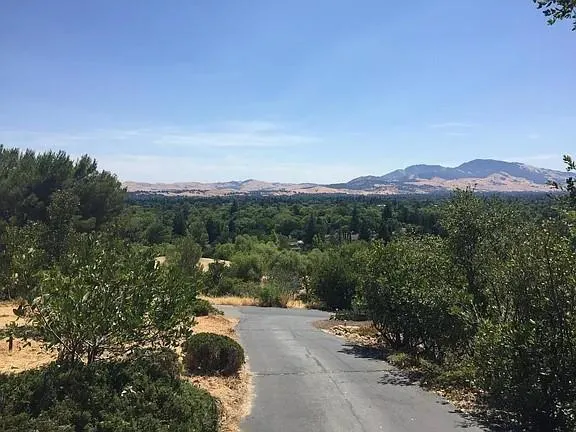 501 Camino Las Juntas Pleasant Hill, CA 94523