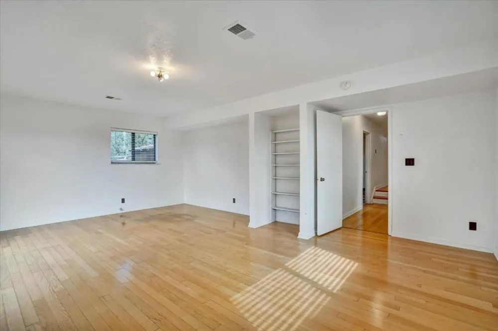 501 Camino Las Juntas Pleasant Hill, CA 94523