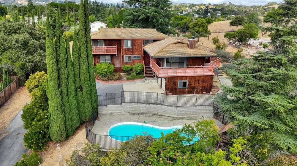 501 Camino Las Juntas Pleasant Hill, CA 94523