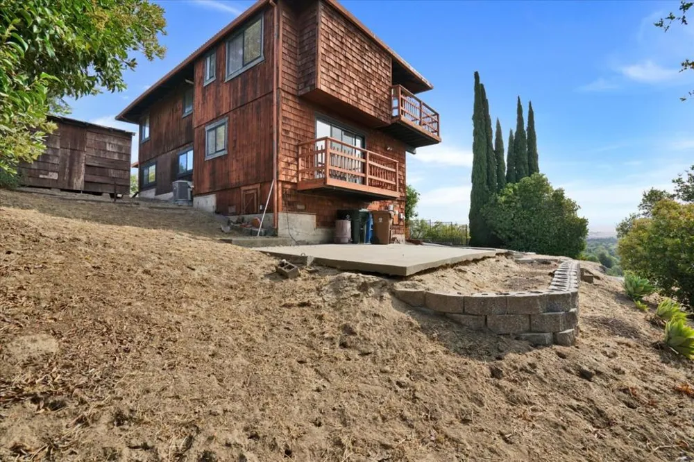 501 Camino Las Juntas Pleasant Hill, CA 94523