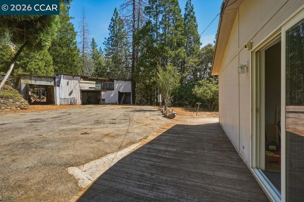 3501 Braden Rd Camino, CA 95709
