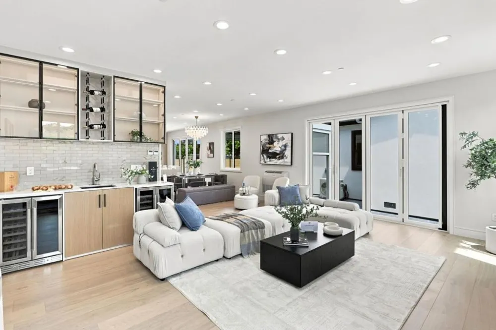 598 Madrone Avenue Sunnyvale, CA 94085