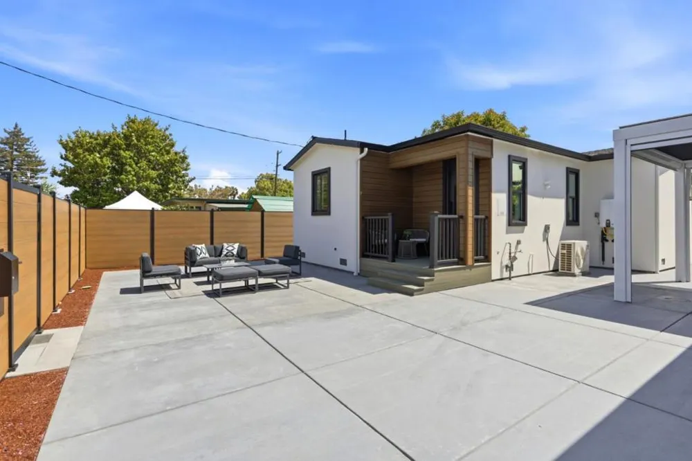 598 Madrone Avenue Sunnyvale, CA 94085