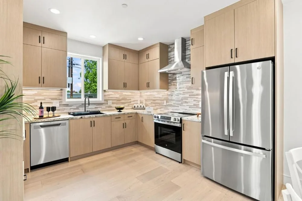 598 Madrone Avenue Sunnyvale, CA 94085