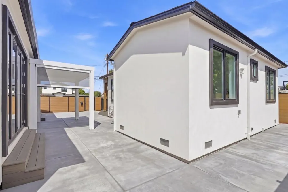 598 Madrone Avenue Sunnyvale, CA 94085