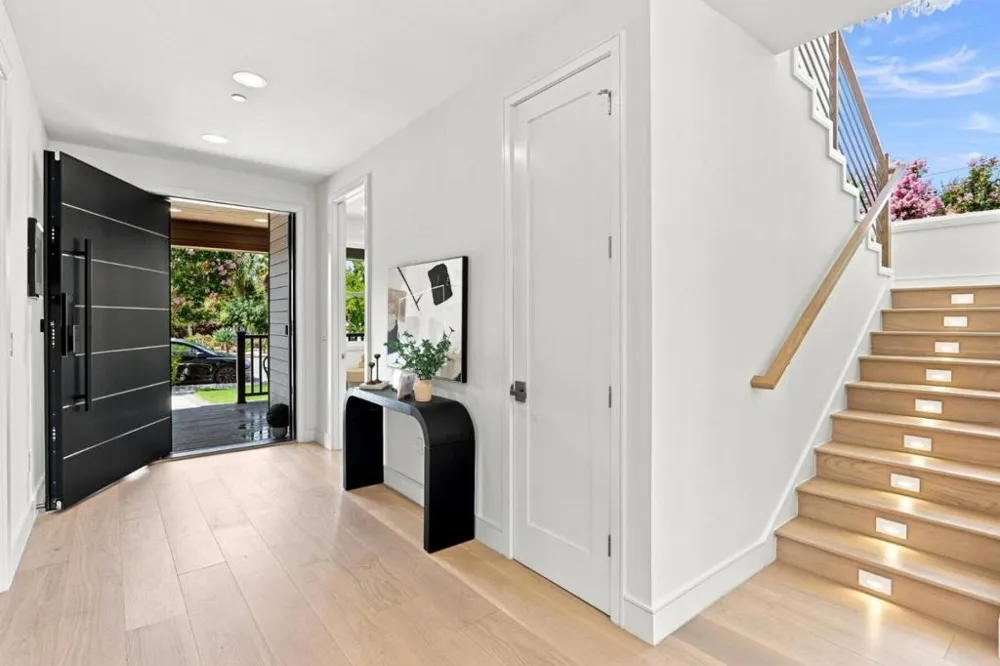 598 Madrone Avenue Sunnyvale, CA 94085