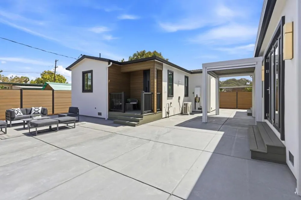 598 Madrone Avenue Sunnyvale, CA 94085