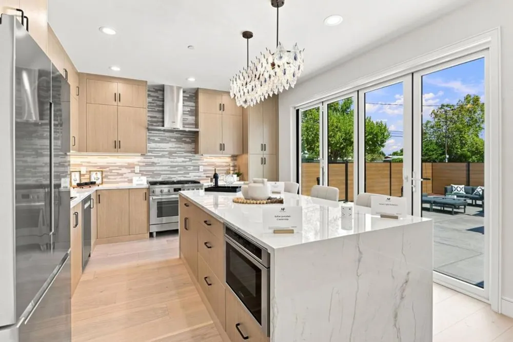 598 Madrone Avenue Sunnyvale, CA 94085