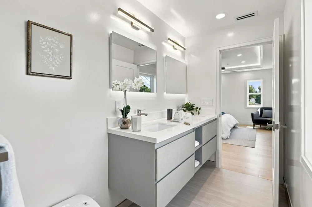 598 Madrone Avenue Sunnyvale, CA 94085