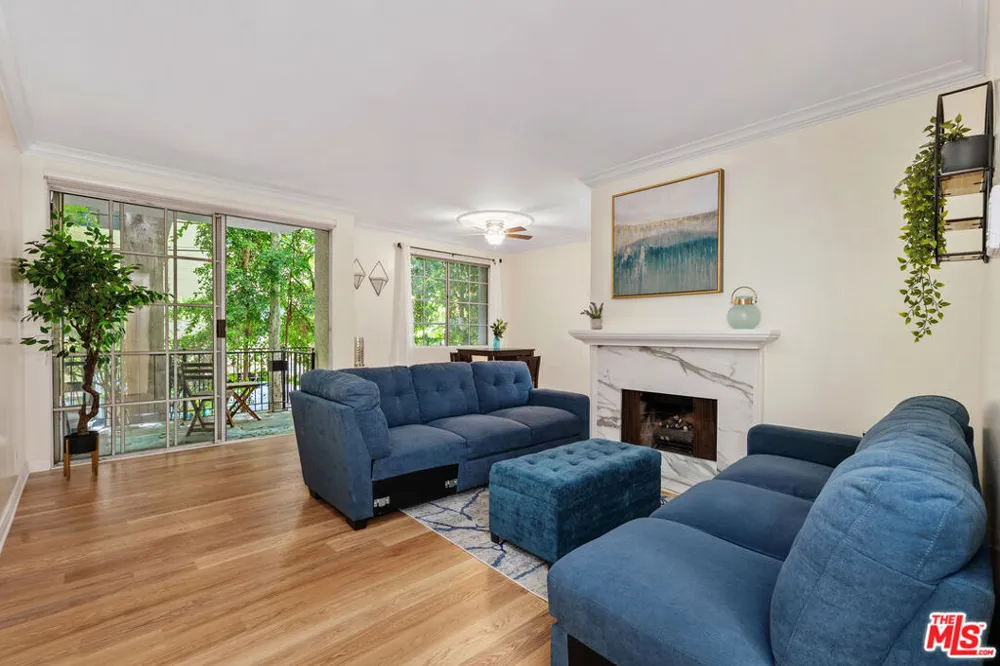 1375 Kelton Avenue #104 Los Angeles, CA 90024