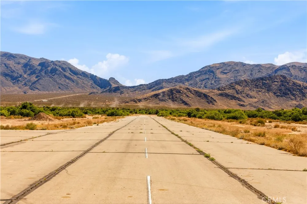 2500 Kingston Road Baker, CA 92309