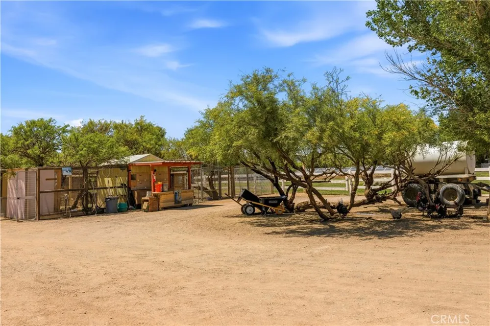 2500 Kingston Road Baker, CA 92309