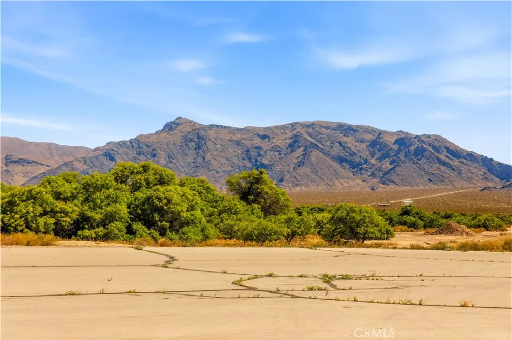 2500 Kingston Road Baker, CA 92309