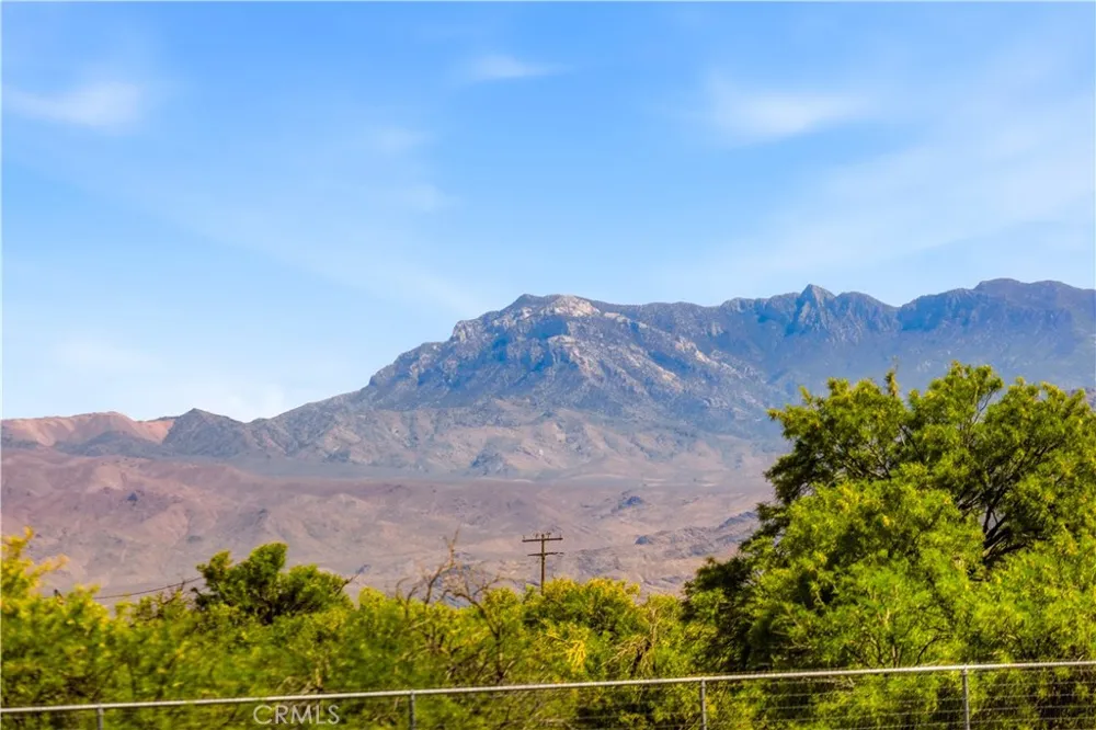 2500 Kingston Road Baker, CA 92309