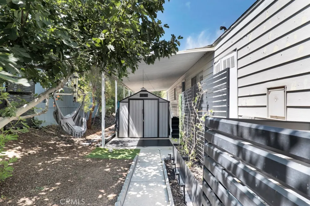 23777 Mulholland Highway #4 Calabasas, CA 91302