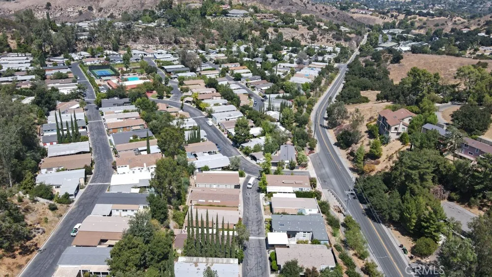 23777 Mulholland Highway #4 Calabasas, CA 91302