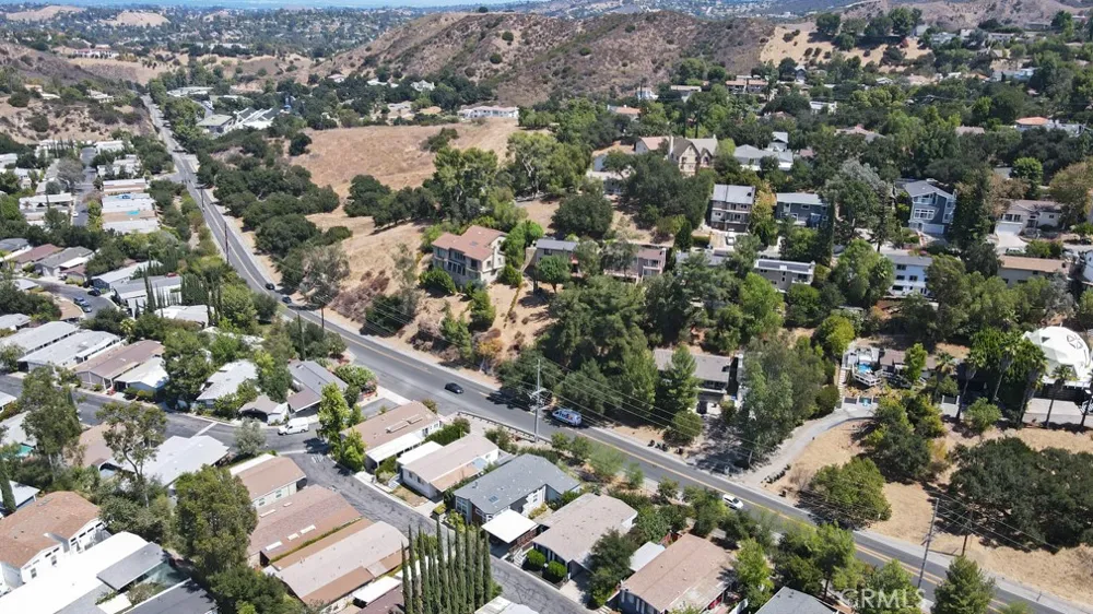 23777 Mulholland Highway #4 Calabasas, CA 91302
