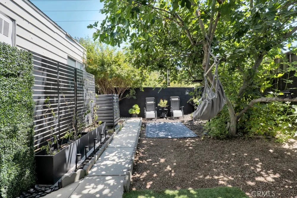 23777 Mulholland Highway #4 Calabasas, CA 91302