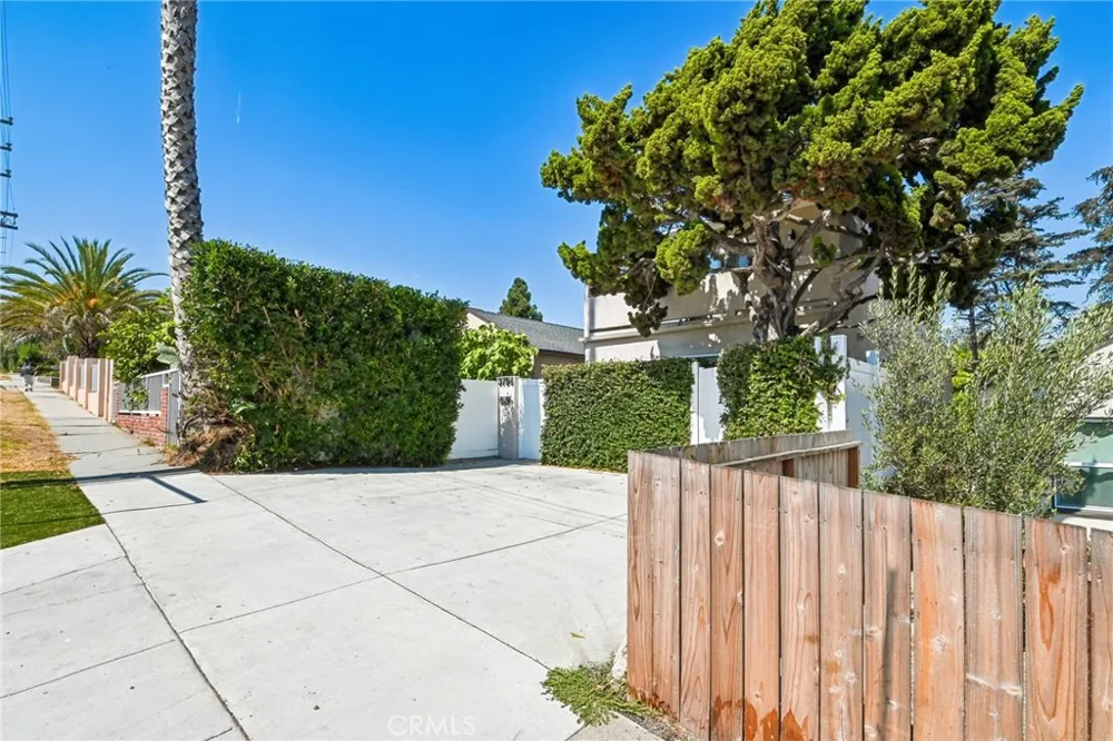 3754 Sawtelle Boulevard Los Angeles, CA 90066