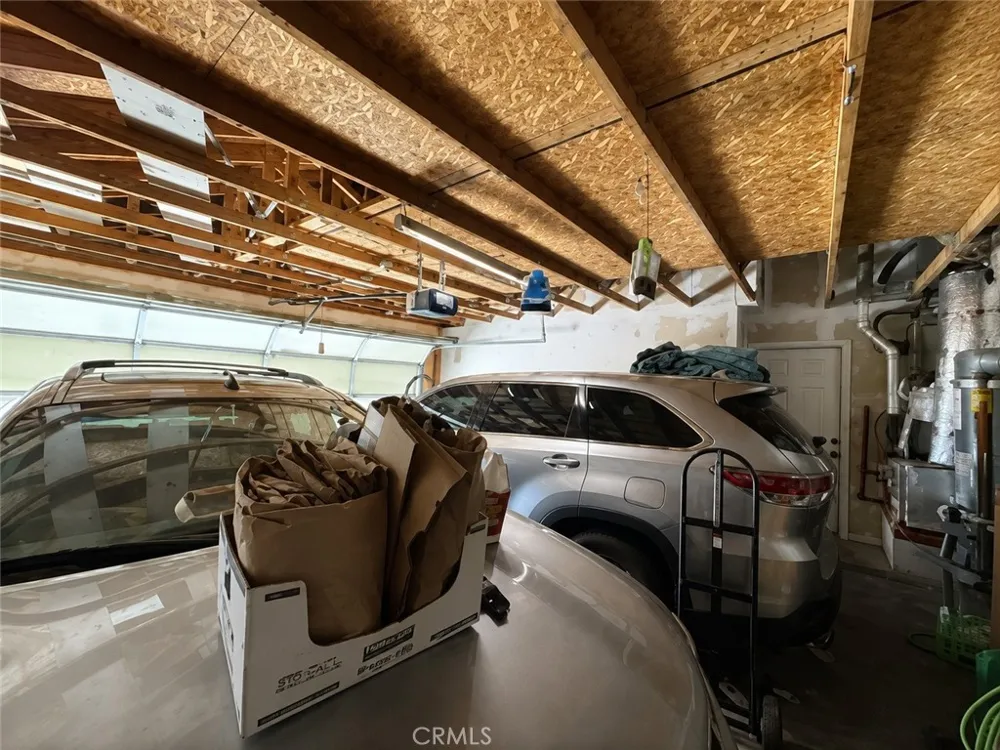 2737 La Vida Drive Lancaster, CA 93535