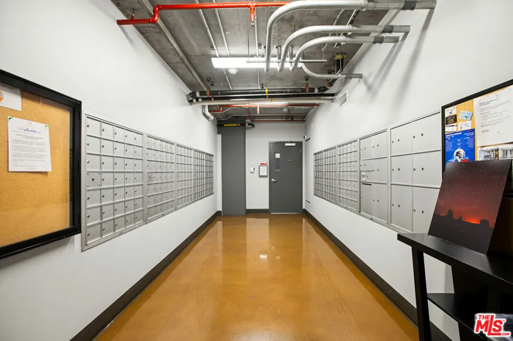 645 W 9th Street #529 Los Angeles, CA 90015