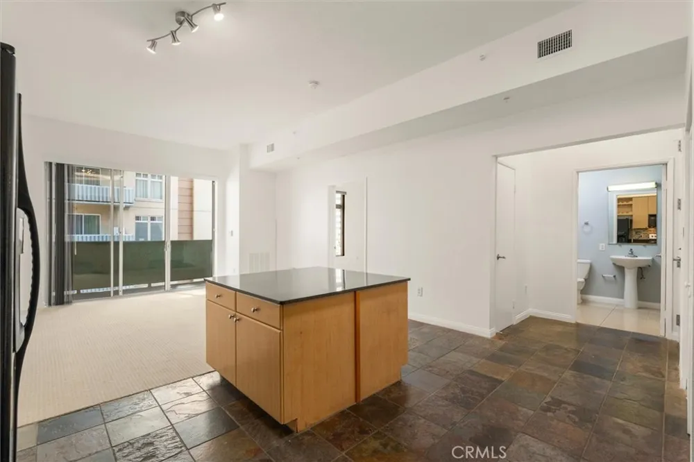 488 E Ocean Boulevard #804 Long Beach, CA 90802