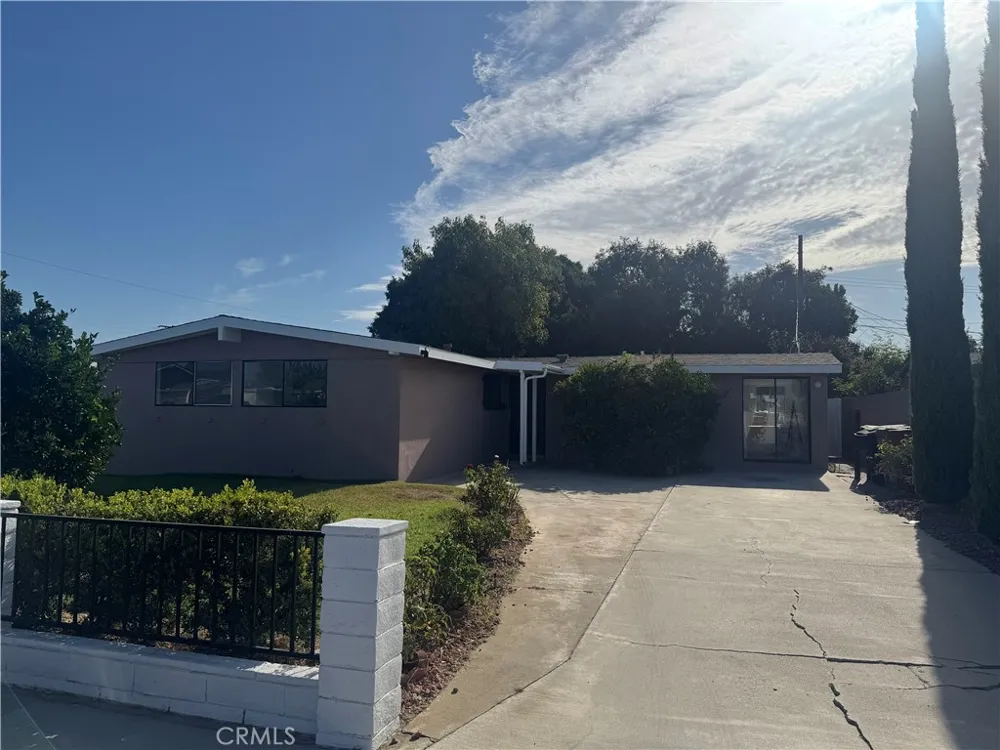 11892 Sandy Anaheim, CA 92804