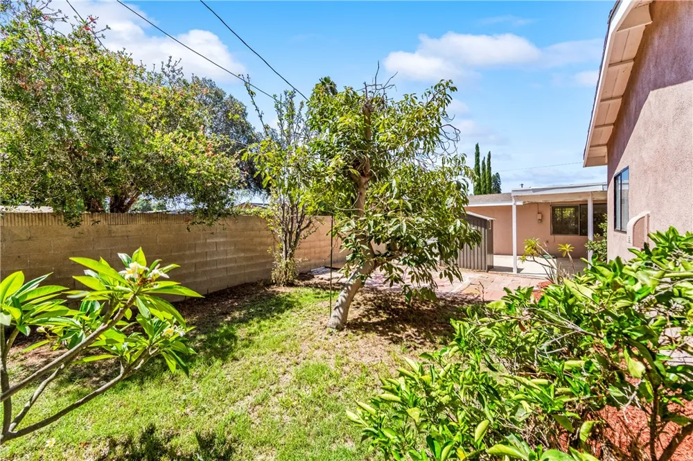 11892 Sandy Anaheim, CA 92804