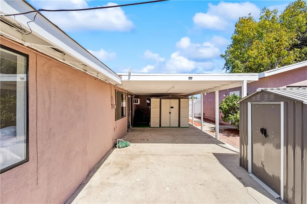 11892 Sandy Anaheim, CA 92804