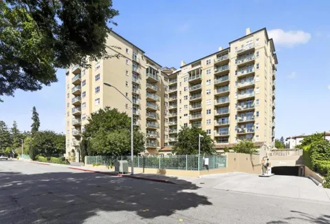 1 Baldwin Avenue #609