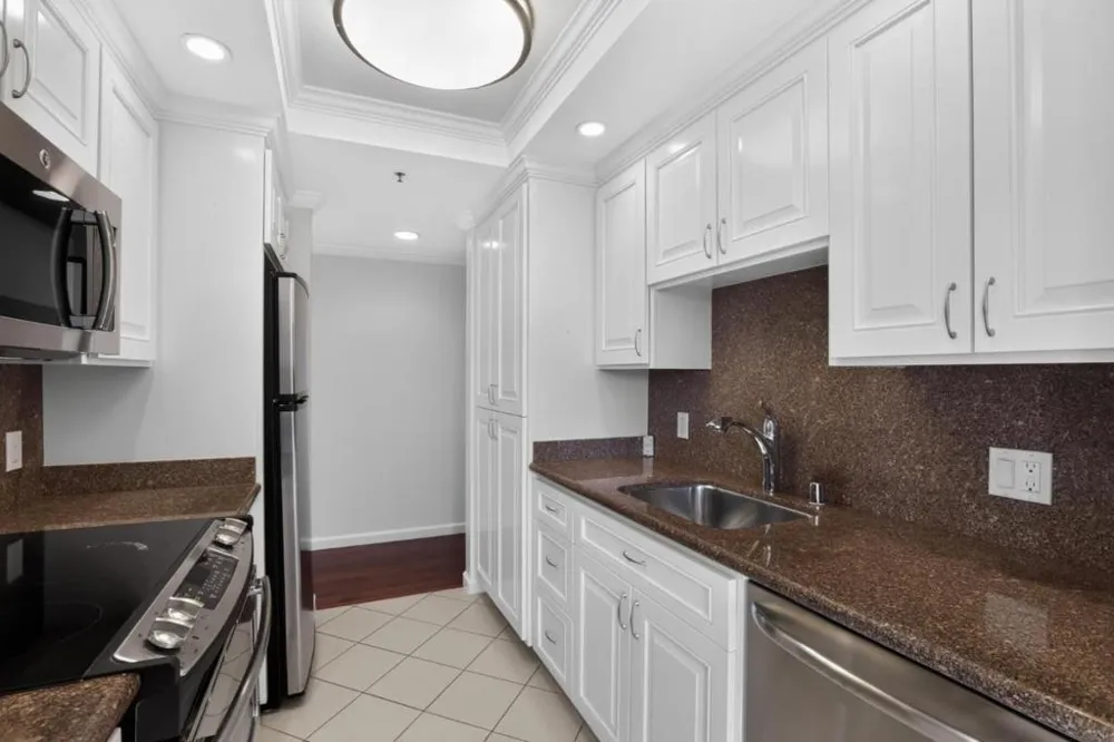 1 Baldwin Avenue #609 San Mateo, CA 94401