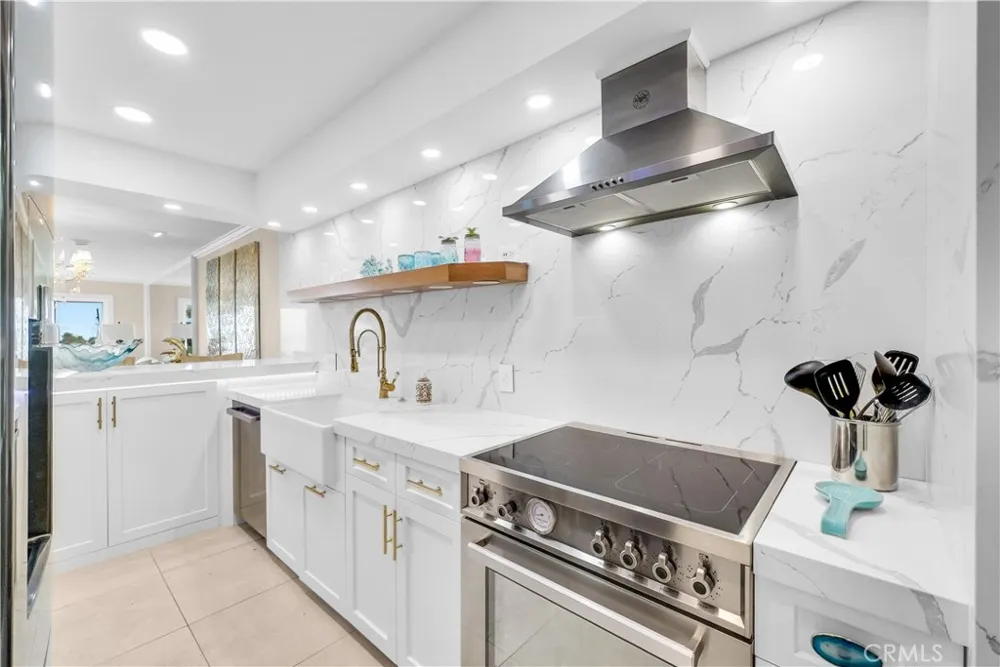 240 Moss Street #1 Laguna Beach, CA 92651