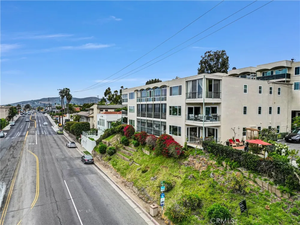 240 Moss Street #1 Laguna Beach, CA 92651