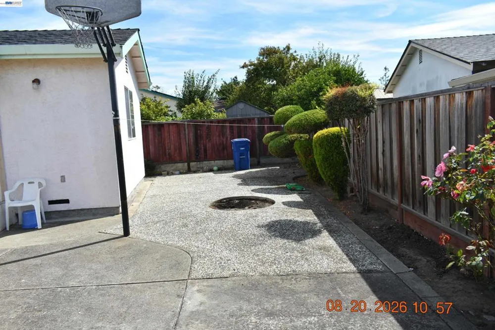 1772 Egret Hayward, CA 94545